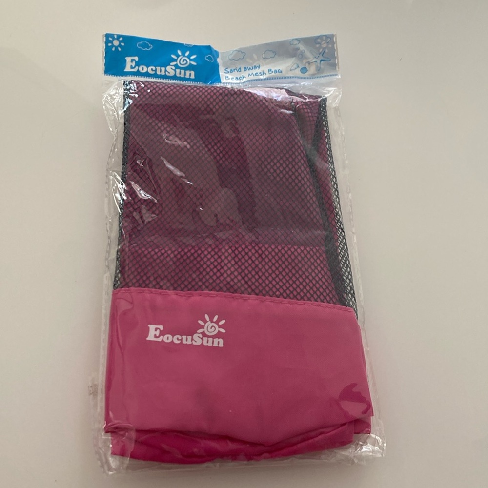 Eocusun Sand Away Beavch Mesh Bag never used